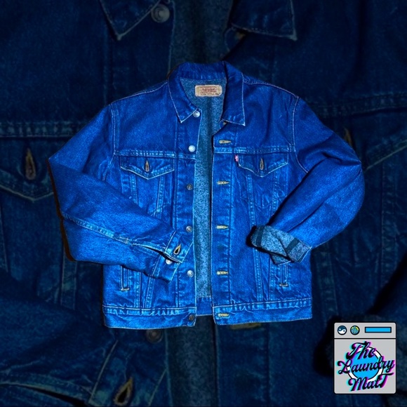Levi's Other - Levis denim jacket (Wool interior)